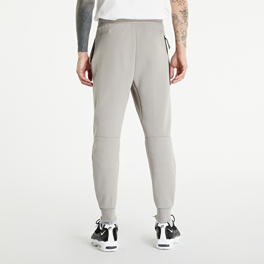 Pants and jeans Nike Sportswear Tech Fleece Joggers Enigma Stone/ Enigma  Stone/ Black