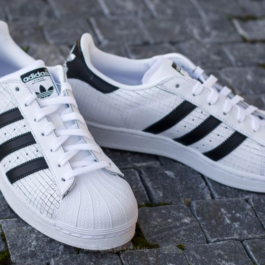 Cm8077 adidas top