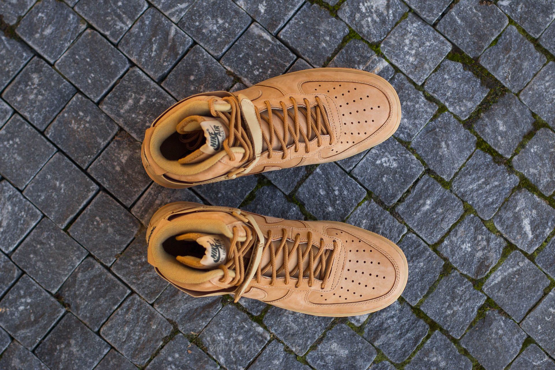 Vīriešu apavi Nike Air Force 1 High '07 LV8 WB Flax/ Flax-Outdoor Green-Gum Li