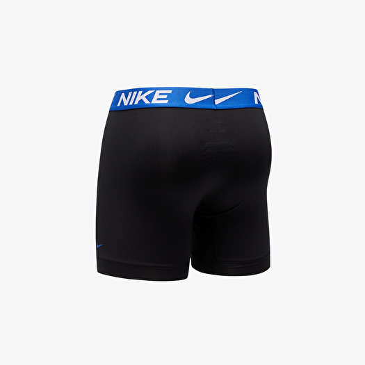 royal blue and black nike shorts