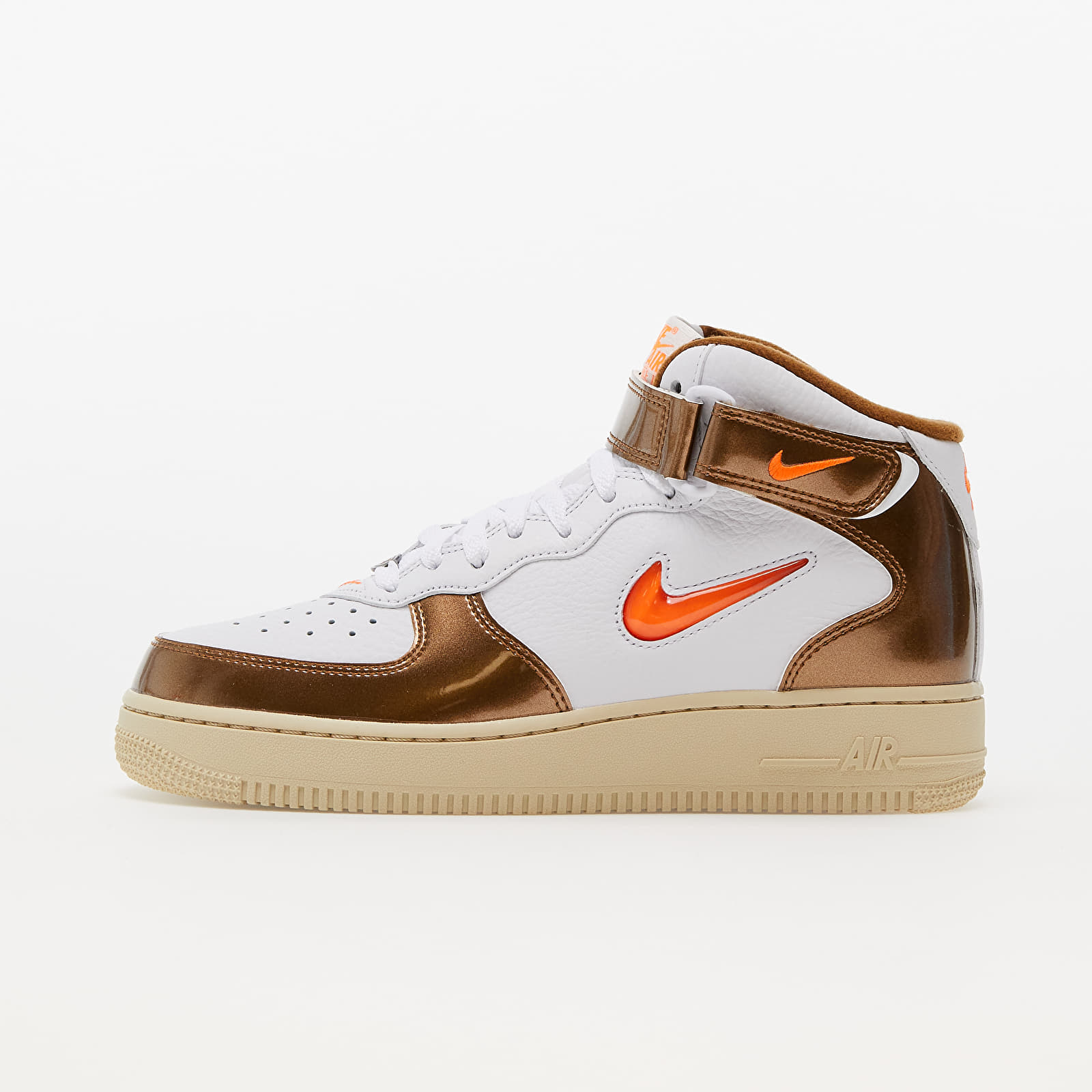 Nike air force 1 mid white orange shop