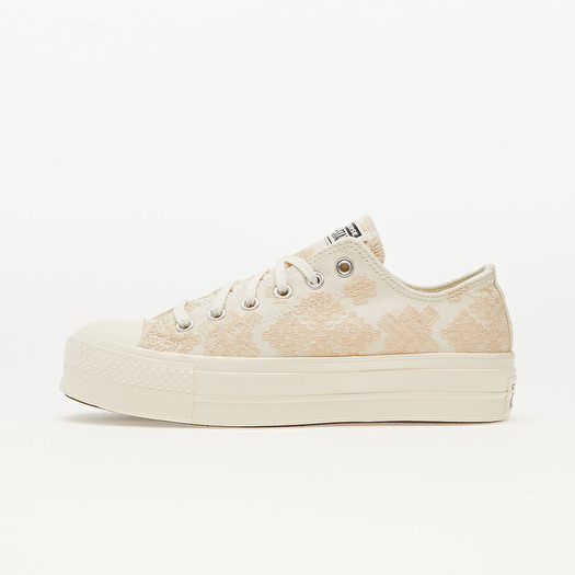 Converse Chuck Taylor All Star Lift