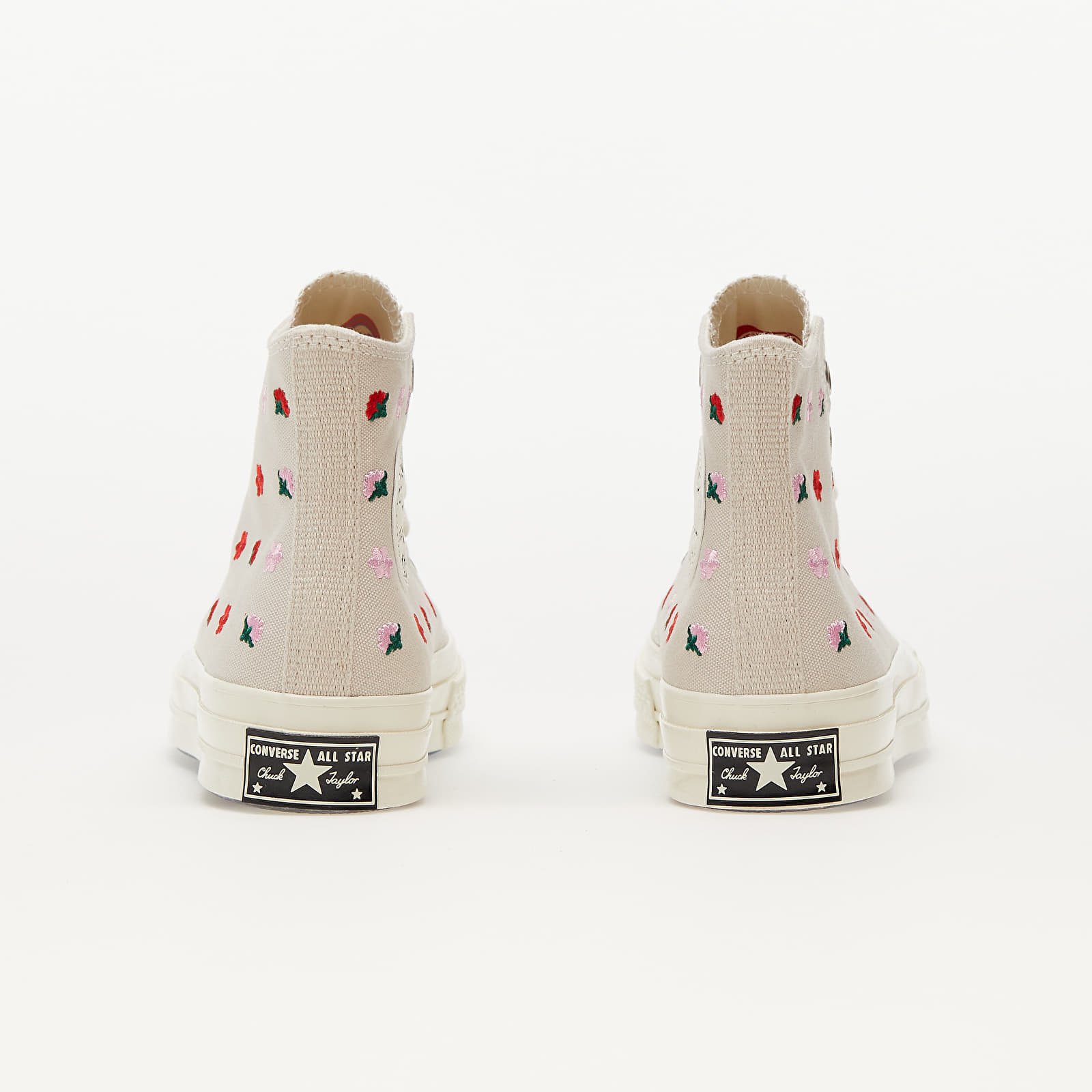 Chuck 70 exploding discount star high top