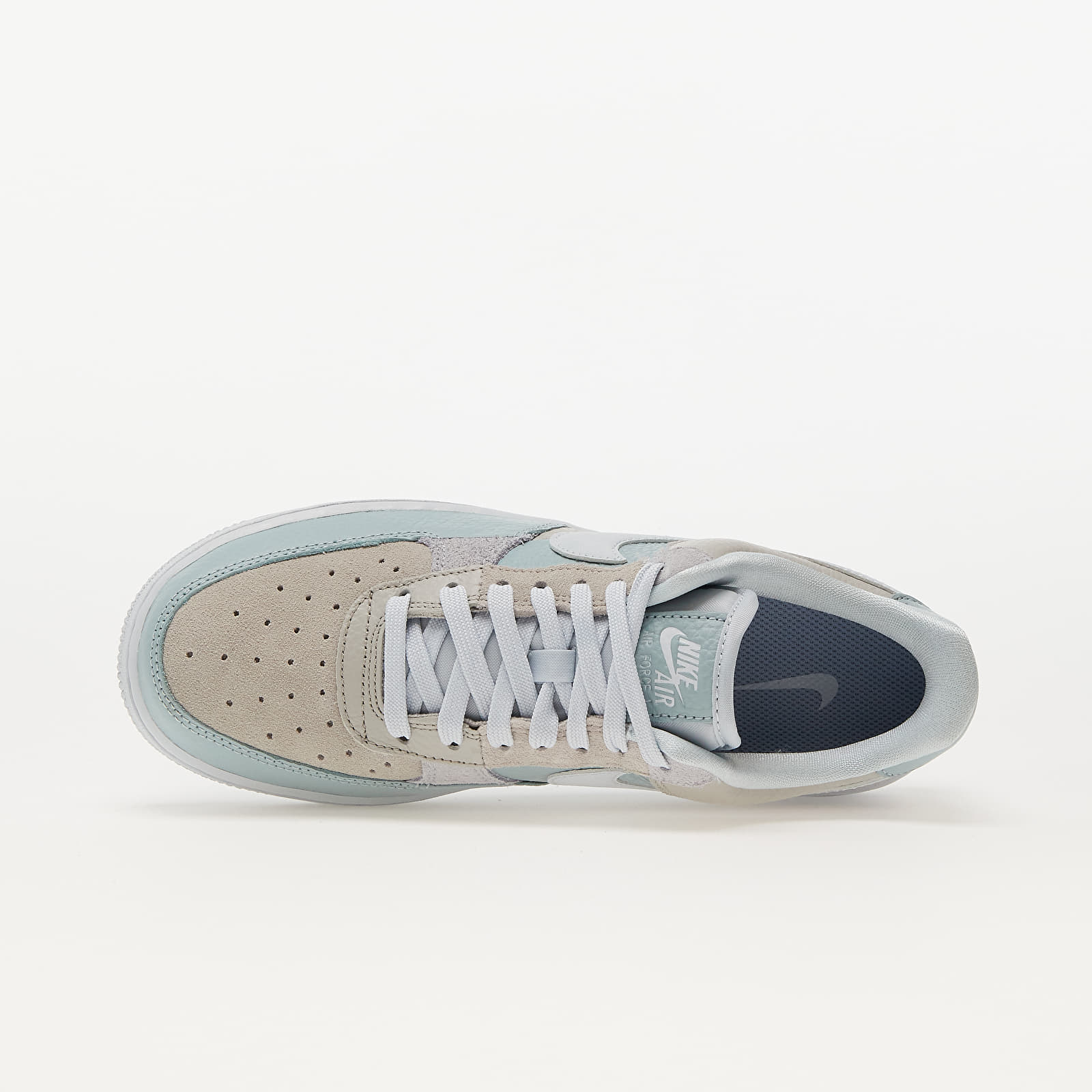 Naisten kengät Nike W Air Force 1 07 Low NH1 Football Grey/ Aura-Ocean Cube