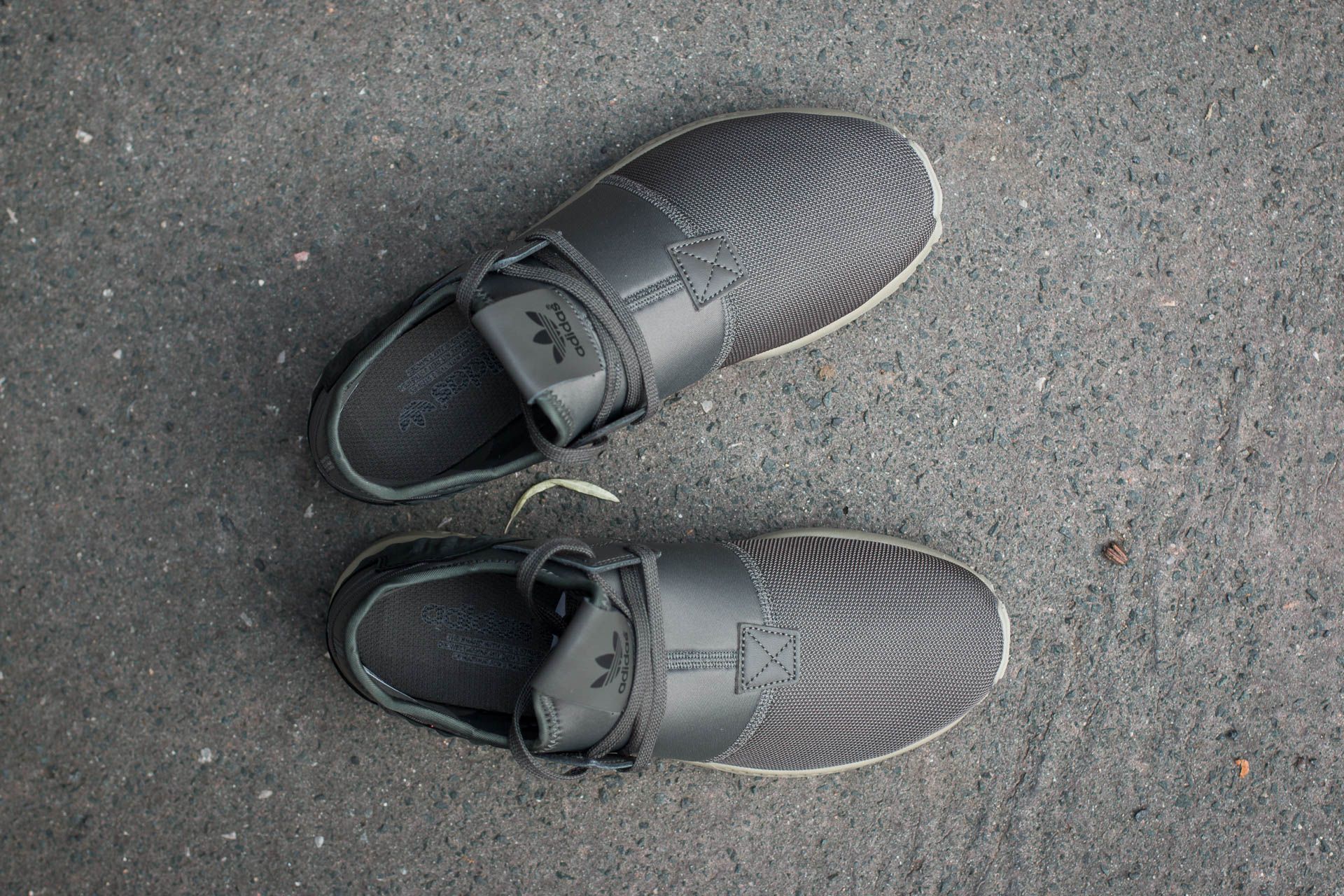 ヒロです Buty męskie adidas ZX Flux Plus Utility Green/ Utility Green