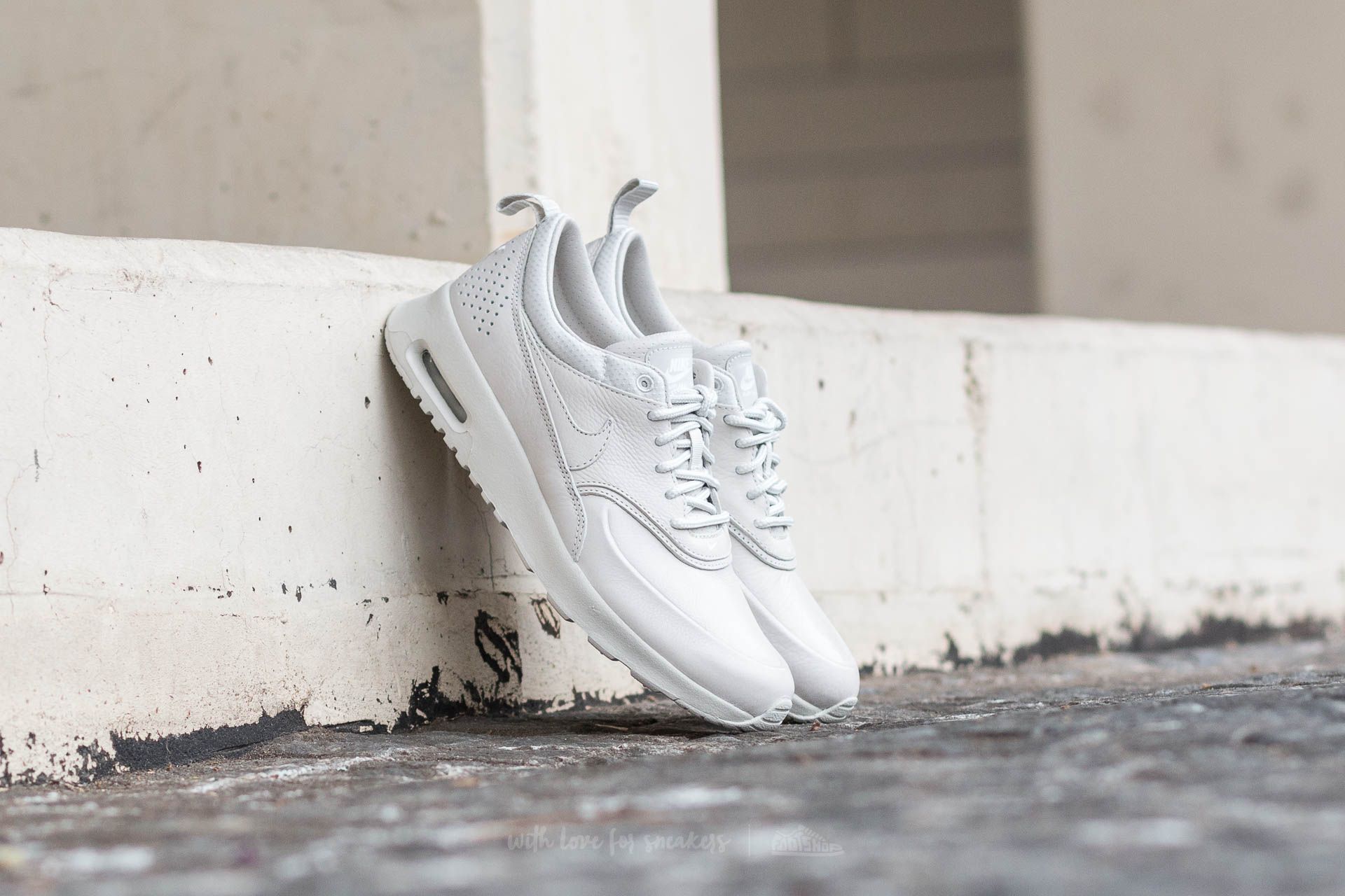 Air max thea bone on sale
