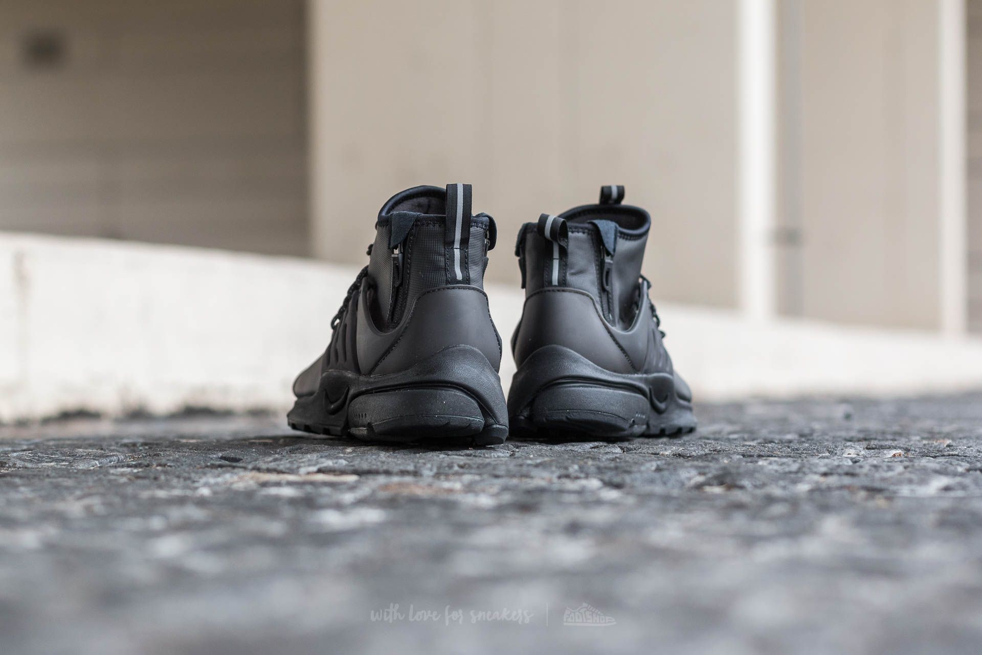 Men s shoes Nike Air Presto MID Utility Black Black Volt Dark Grey Footshop