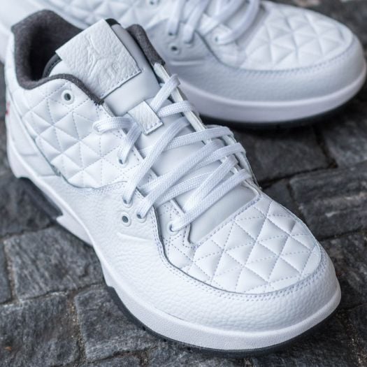 Jordan clutch shoes cheap