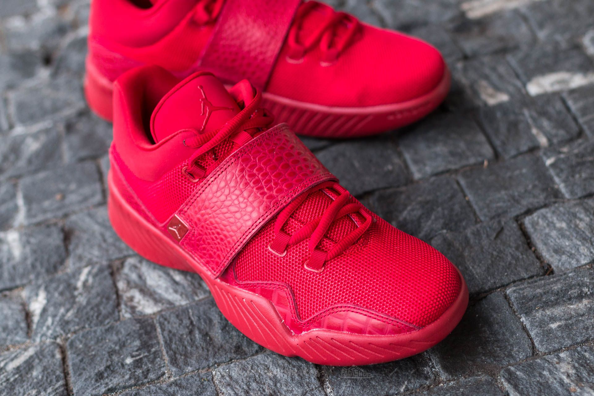 Jordan j23 rouge deals