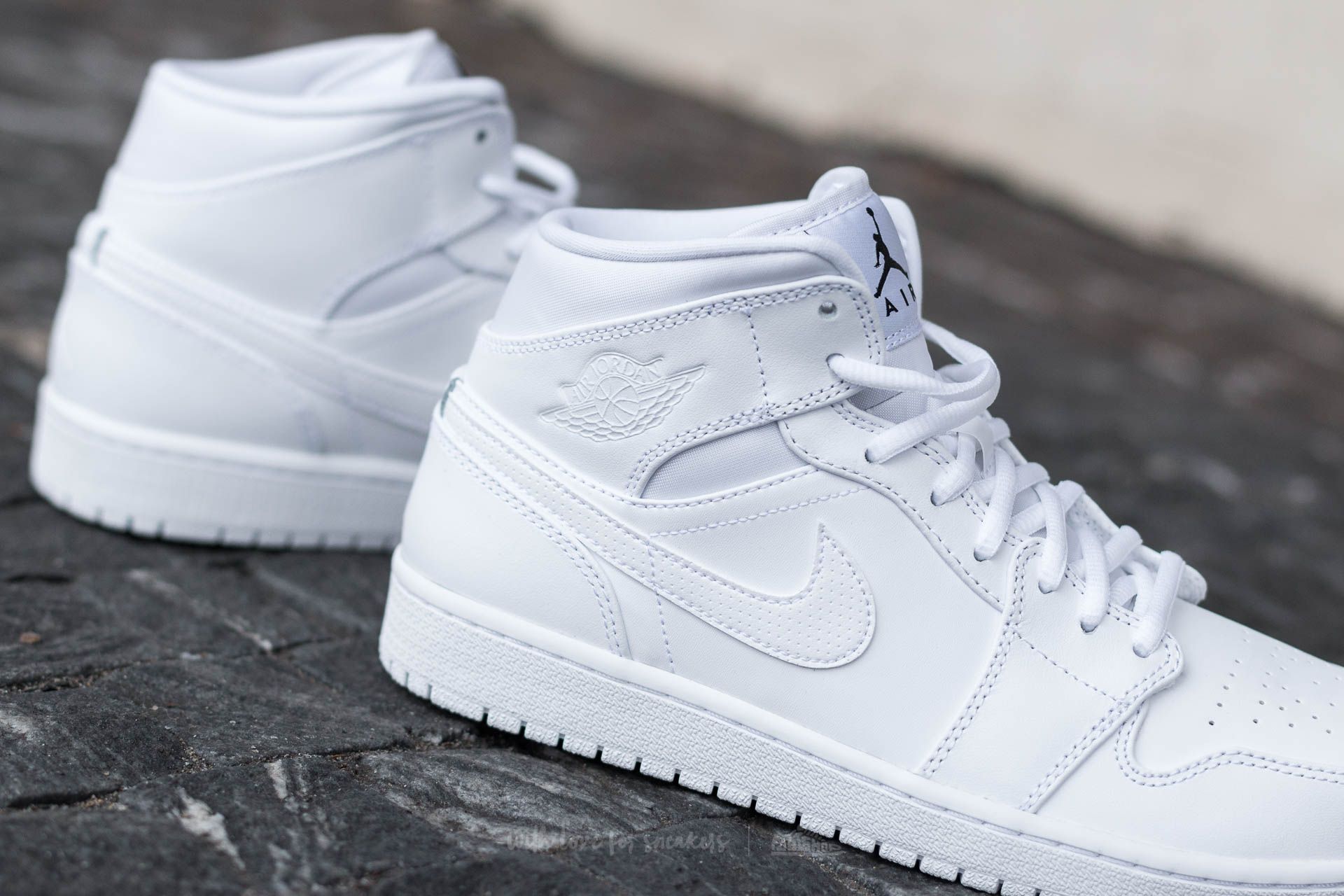 Moški čevlji Air Jordan 1 Mid White/ Black-White