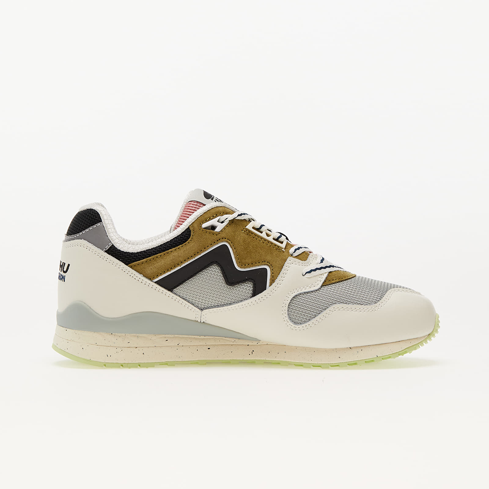 Men's shoes Karhu Synchron Classic Lily White/ Green Moss