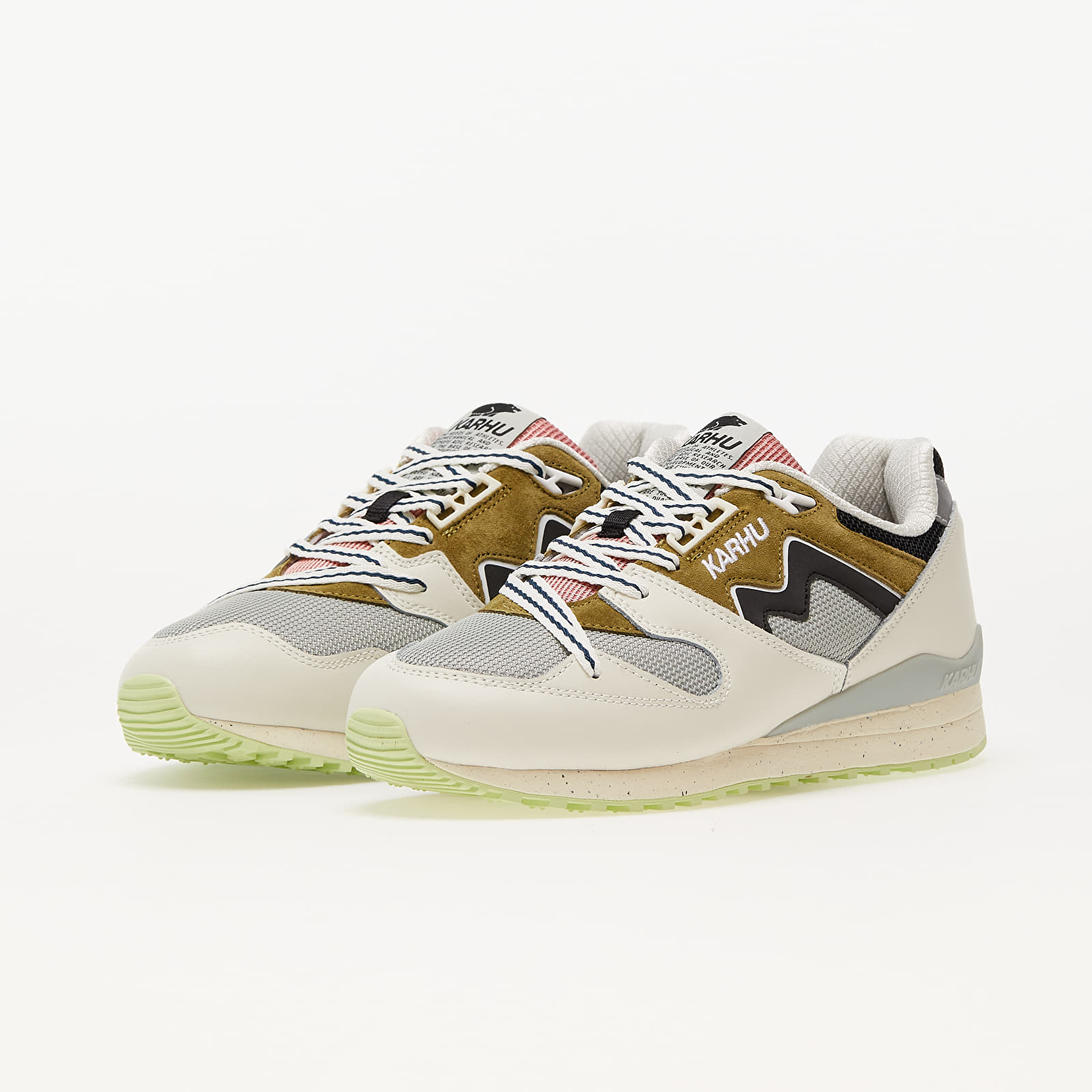 Men's shoes Karhu Synchron Classic Lily White/ Green Moss
