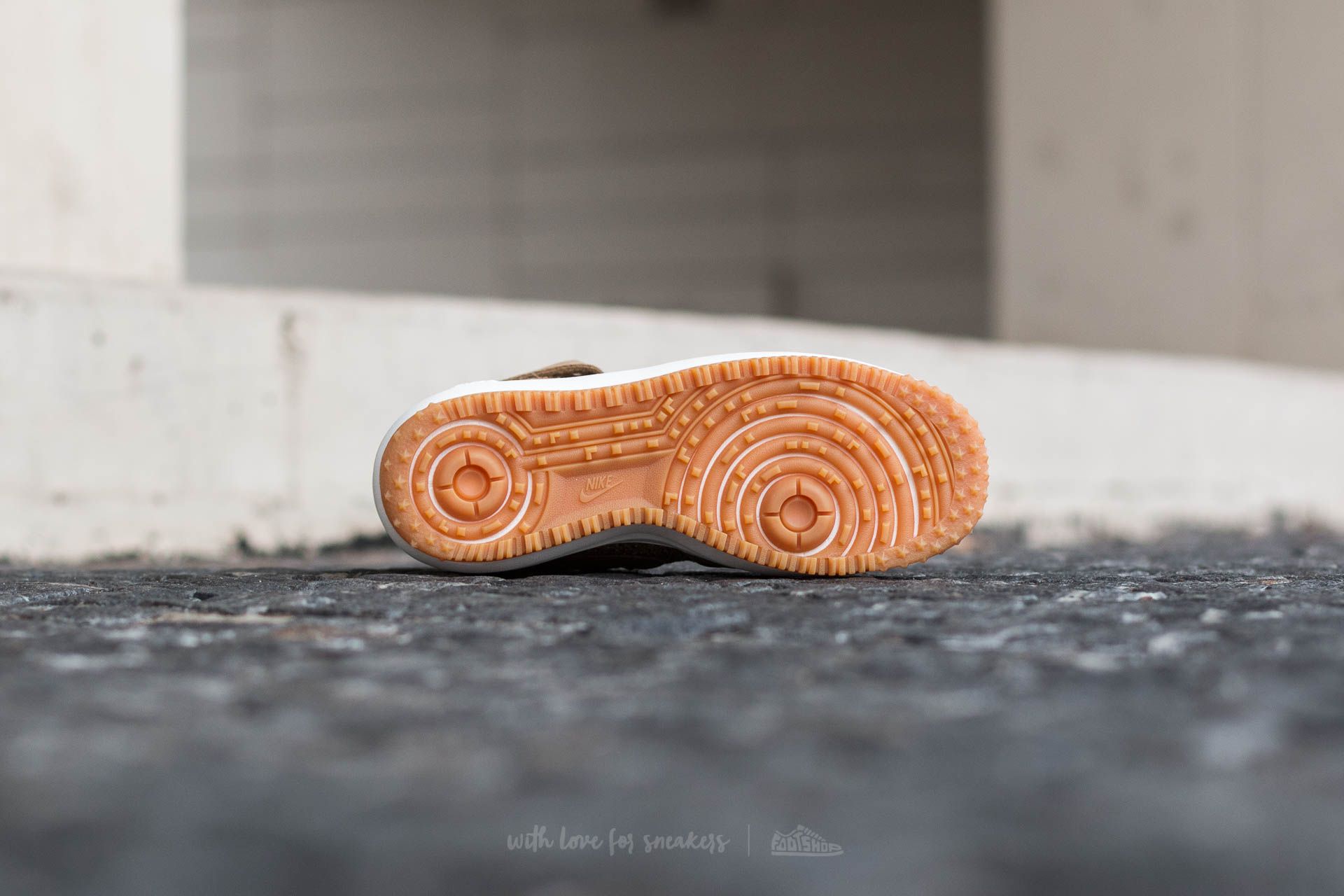 Buty męskie Nike Lunar Force 1 Flyknit Workboot Golden Beige/ Sail-Olive Flak