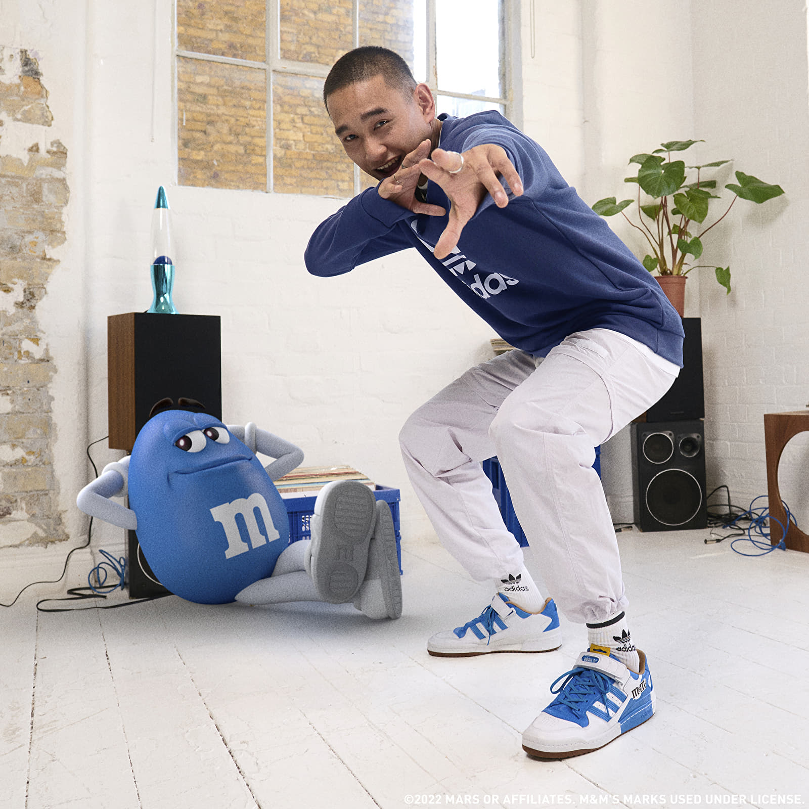 Muške tenisice adidas x M&M's Forum Lo 84 Craft Blue/ Ftw White/ Eqt Yellow