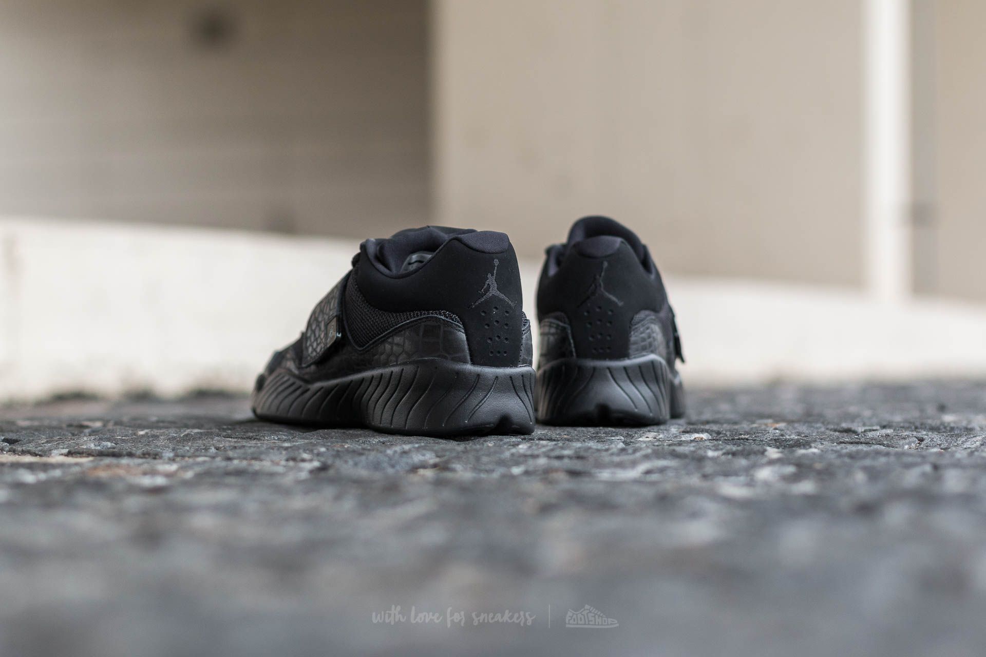 J23 shoes sales