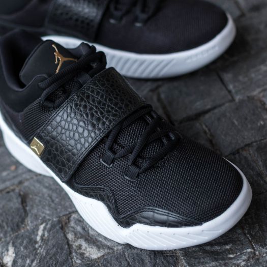 Jordan j23 gold hot sale
