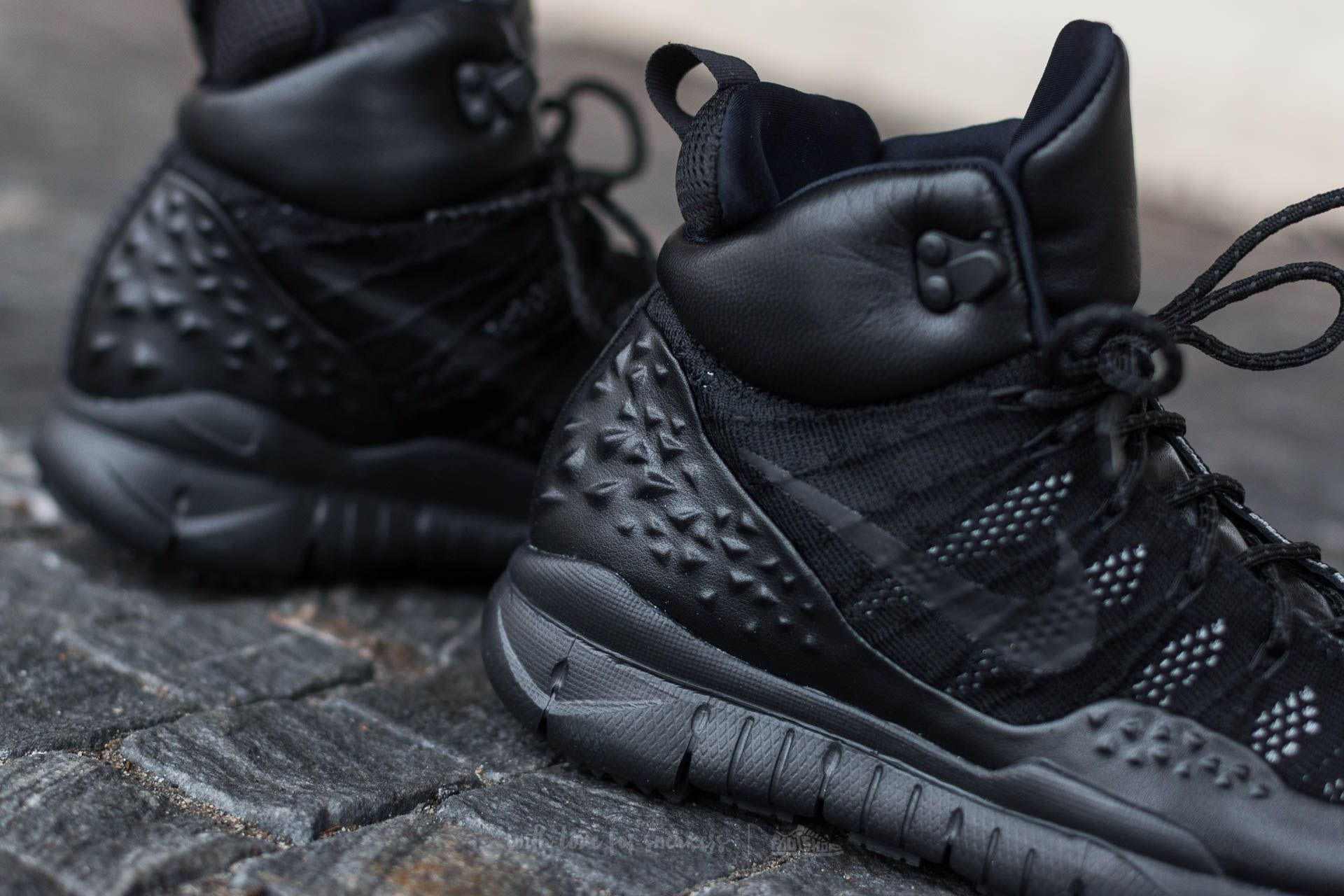 Nike acg lupinek flyknit triple black clearance