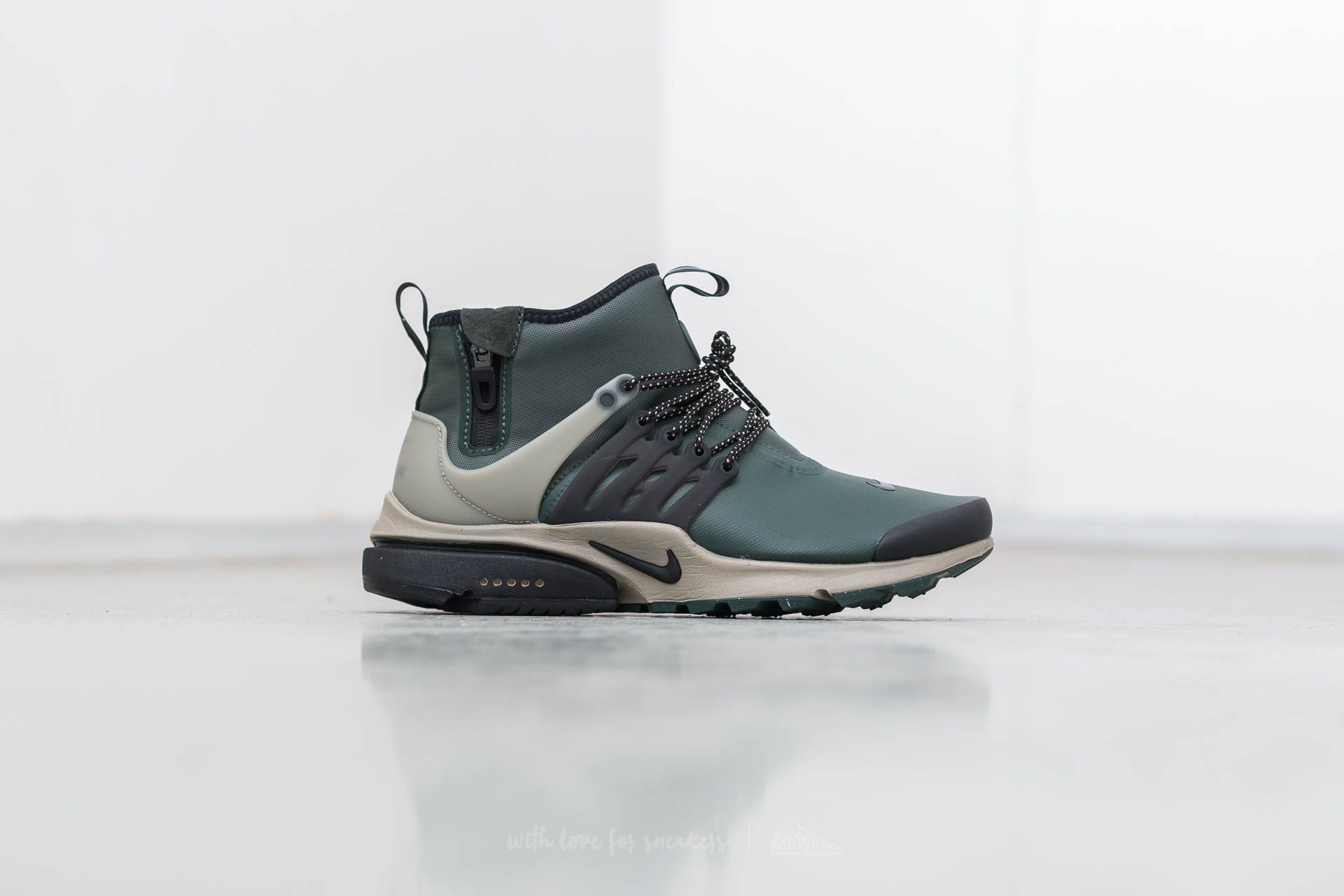 Men's shoes Nike Air Presto Mid Utility Grove Green/ Black-Khaki