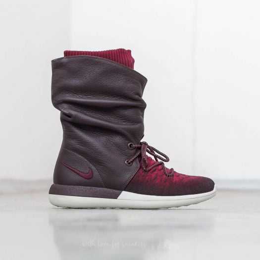 Nike w roshe two top hi flyknit