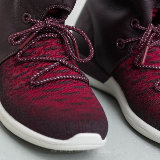 Nike roshe flyknit maroon clearance