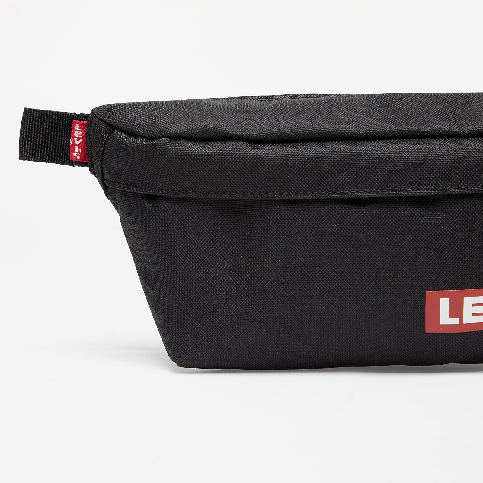 Hip bags Levi's® Small Banana Sling Baby Tab Logo Black