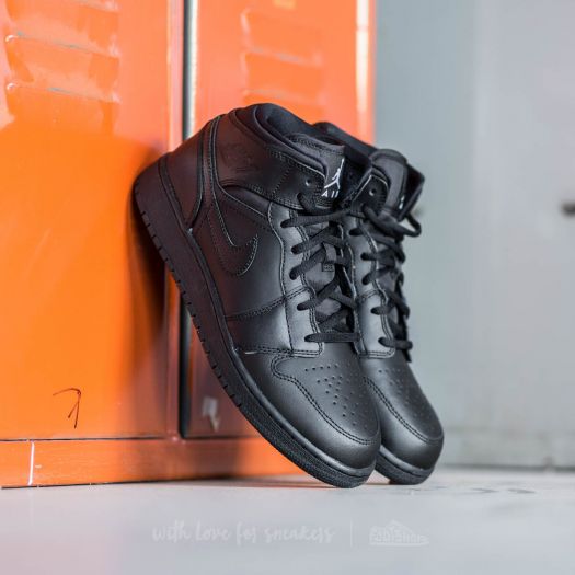 Air jordan 1 mid bg black store