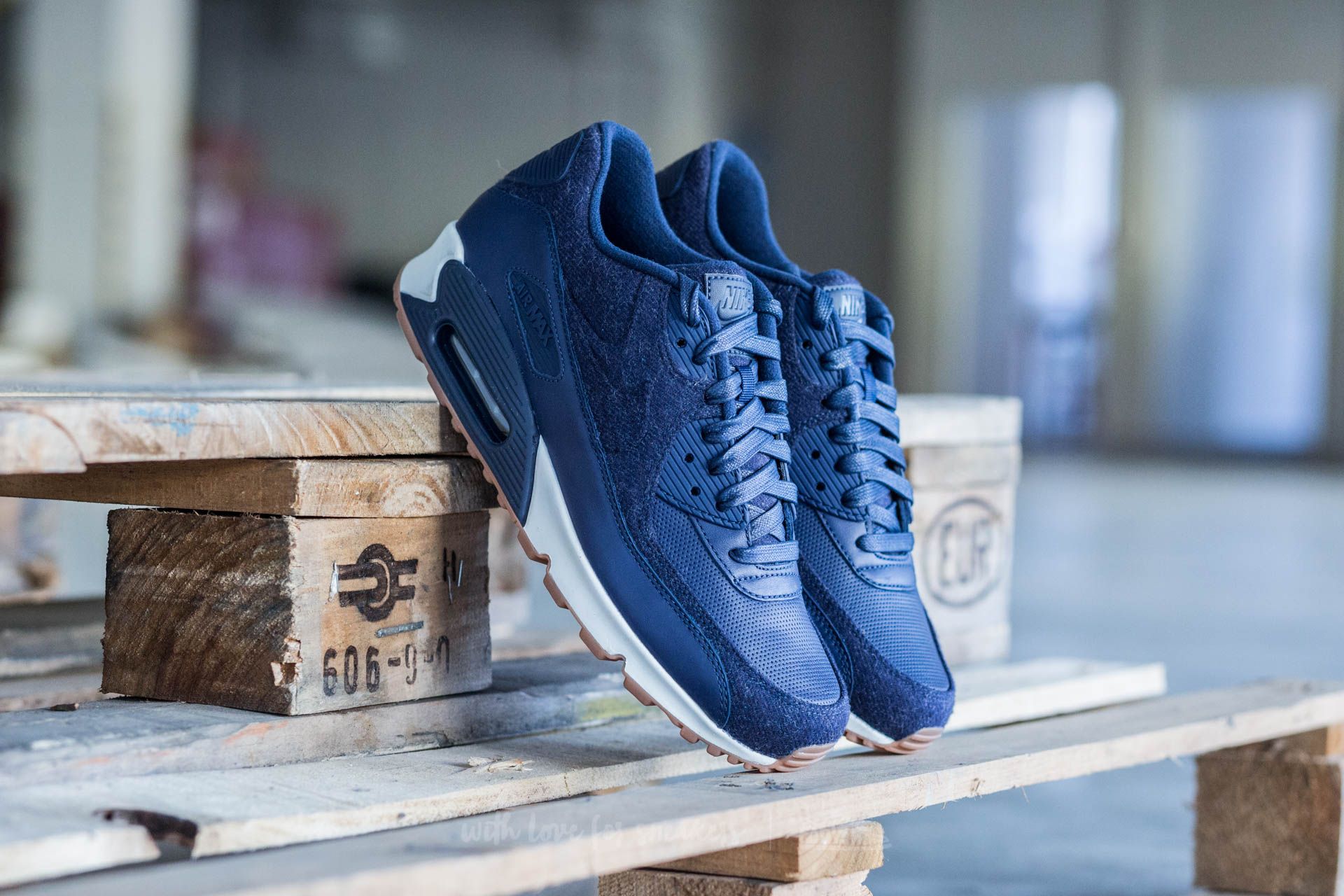 Men s shoes Nike Air Max 90 Premium Midnight Navy Midnight Navy Footshop