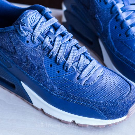 Air max blue suede sale