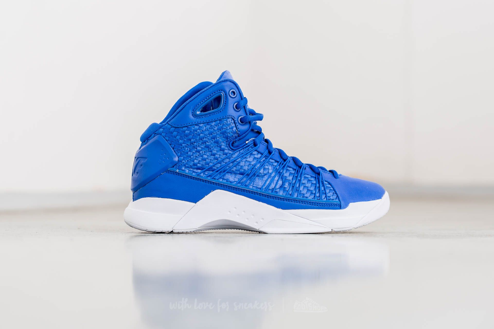 Hyperdunk lux sale