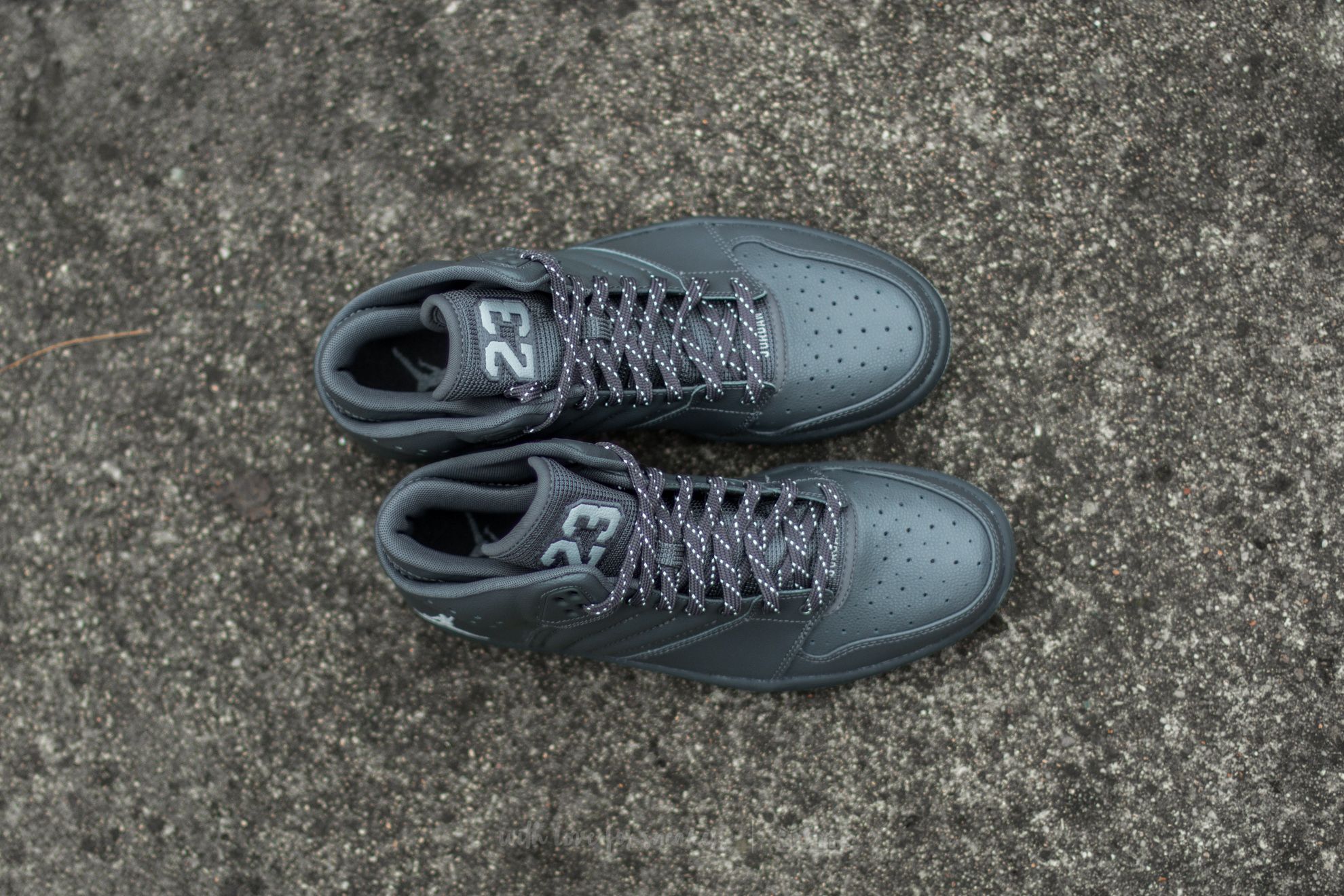 Jordan 1 flight 4 online grey