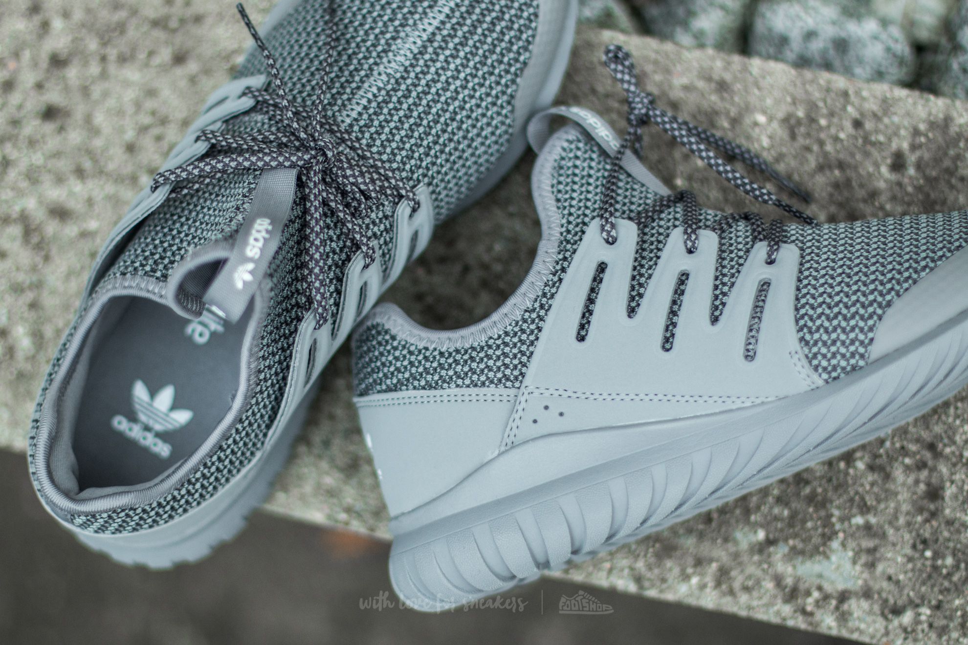 Adidas tubular radial grey discount