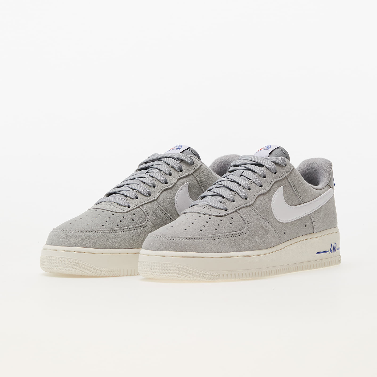 Herren Sneaker und Schuhe Nike Air Force 1 '07 LX Lt Smoke Grey/ White-Sail-Hyper Royal