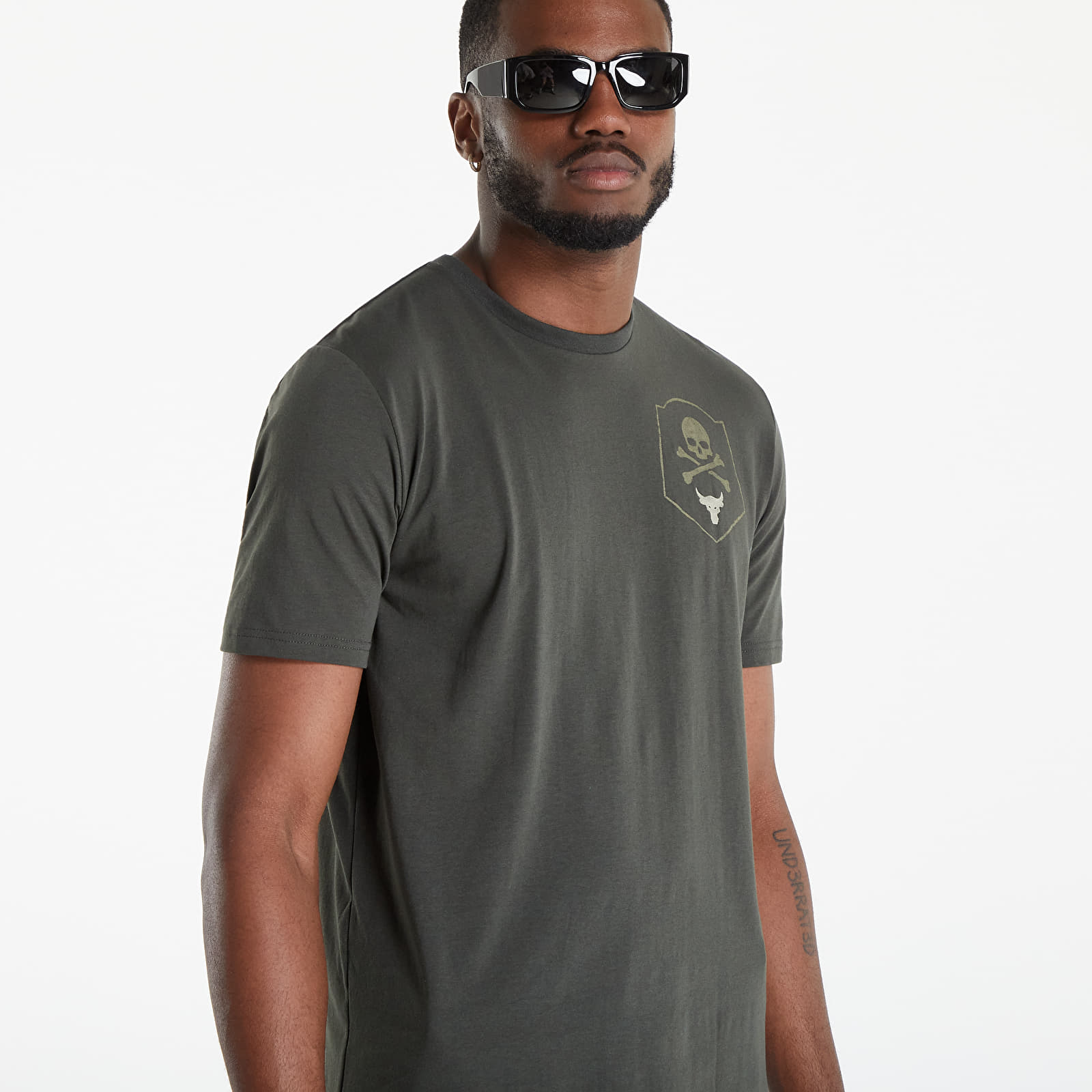 Under 100 outlet t shirt