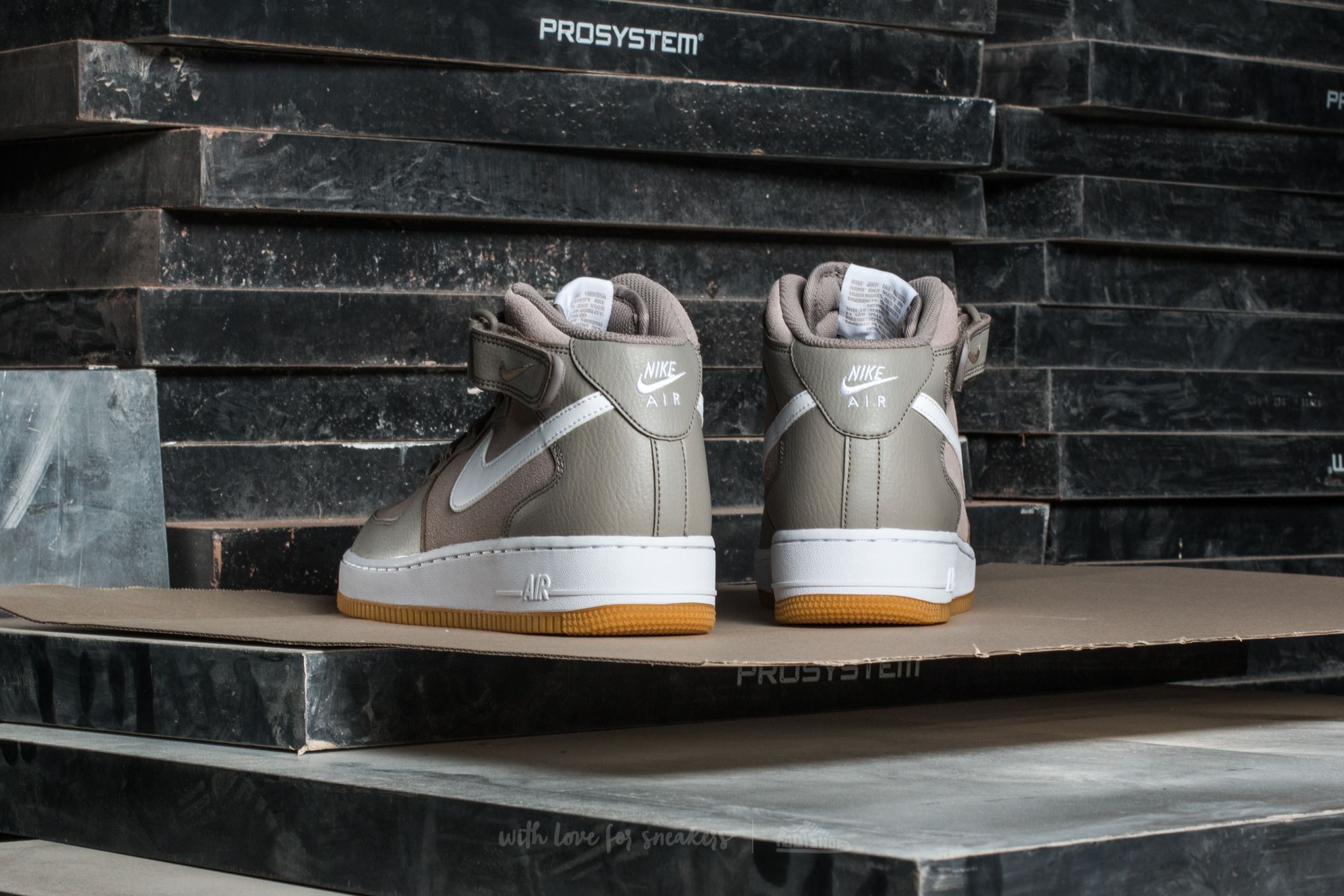 Men s shoes Nike Air Force 1 Mid 07 Light Taupe White Footshop
