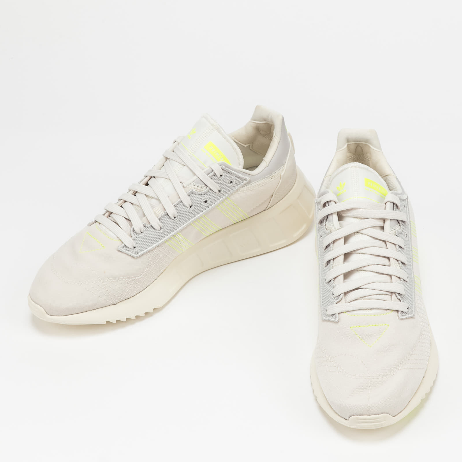 Încălțăminte și sneakerși pentru bărbați adidas Originals Geodiver Primeblue Cwhite/ Syello/ Greone