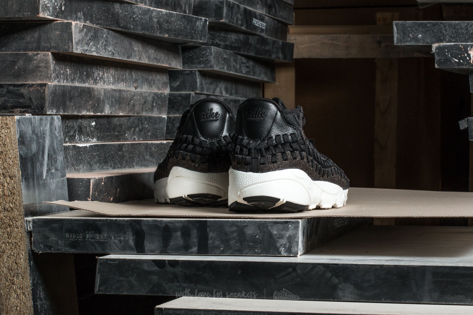 Buty męskie Nike Air Footscape Woven Chukka SE Black/ Black-Ivory