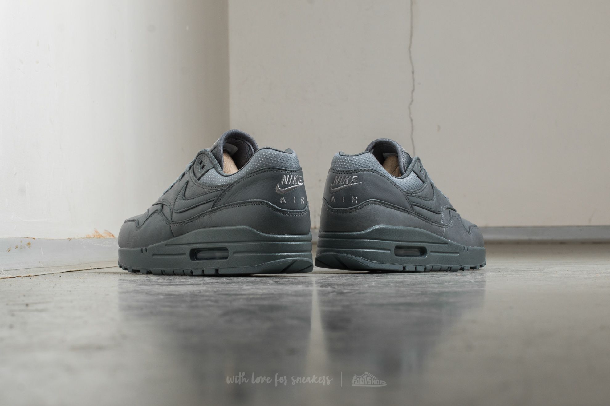 Nike air max 1 leather cool grey shop