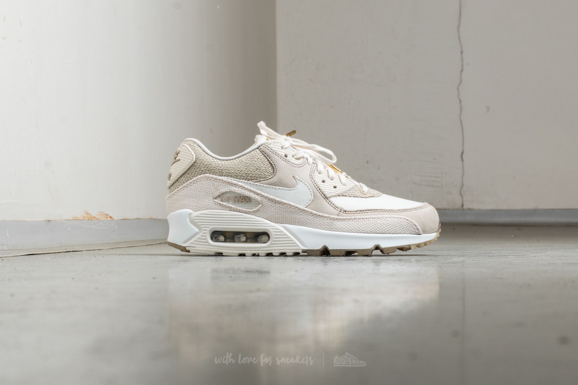Zapatillas mujer Nike Wmns Air Max 90 Pedro Lourenco String/ Phantom-String-Metallic Gold