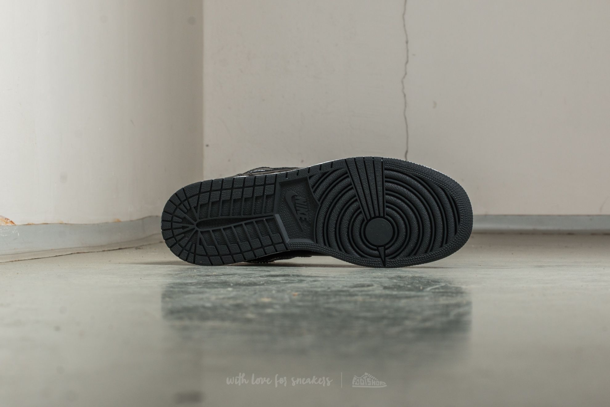Zapatillas Hombre Air Jordan 1 Retro High Black/ Black-White