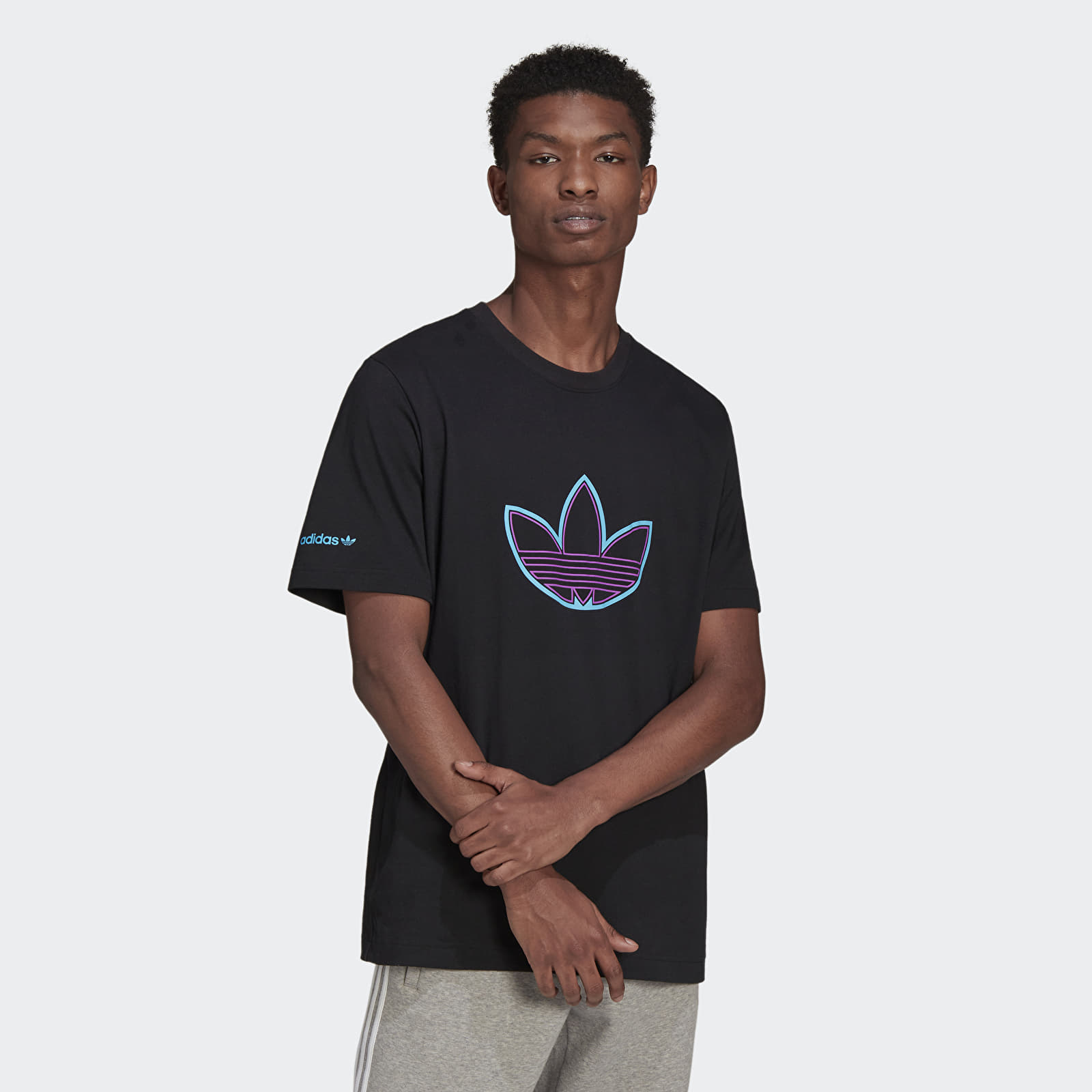 Adidas outline store