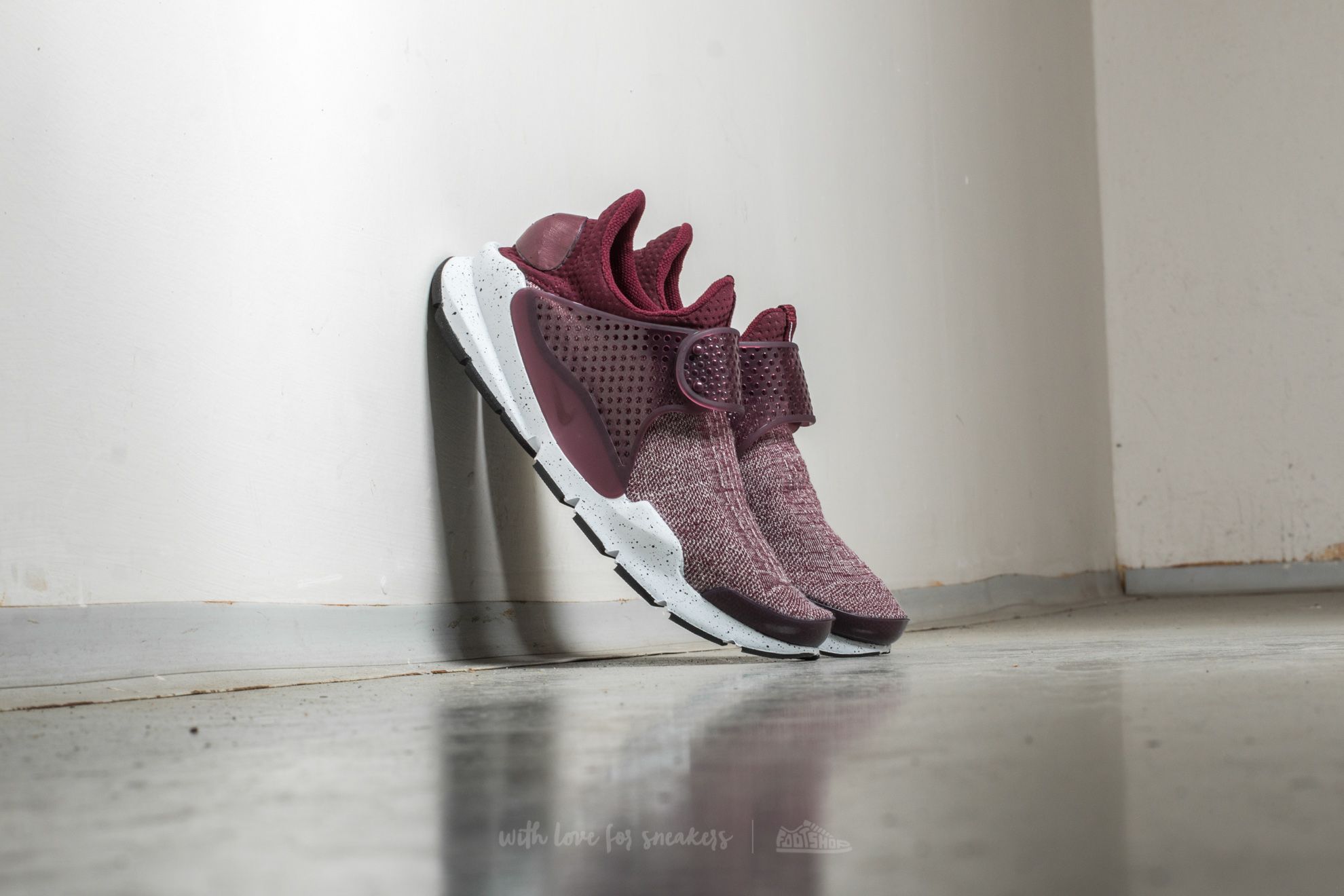 Meeste kingad Nike Sock Dart SE Premium Night Maroon/ Night Maroon