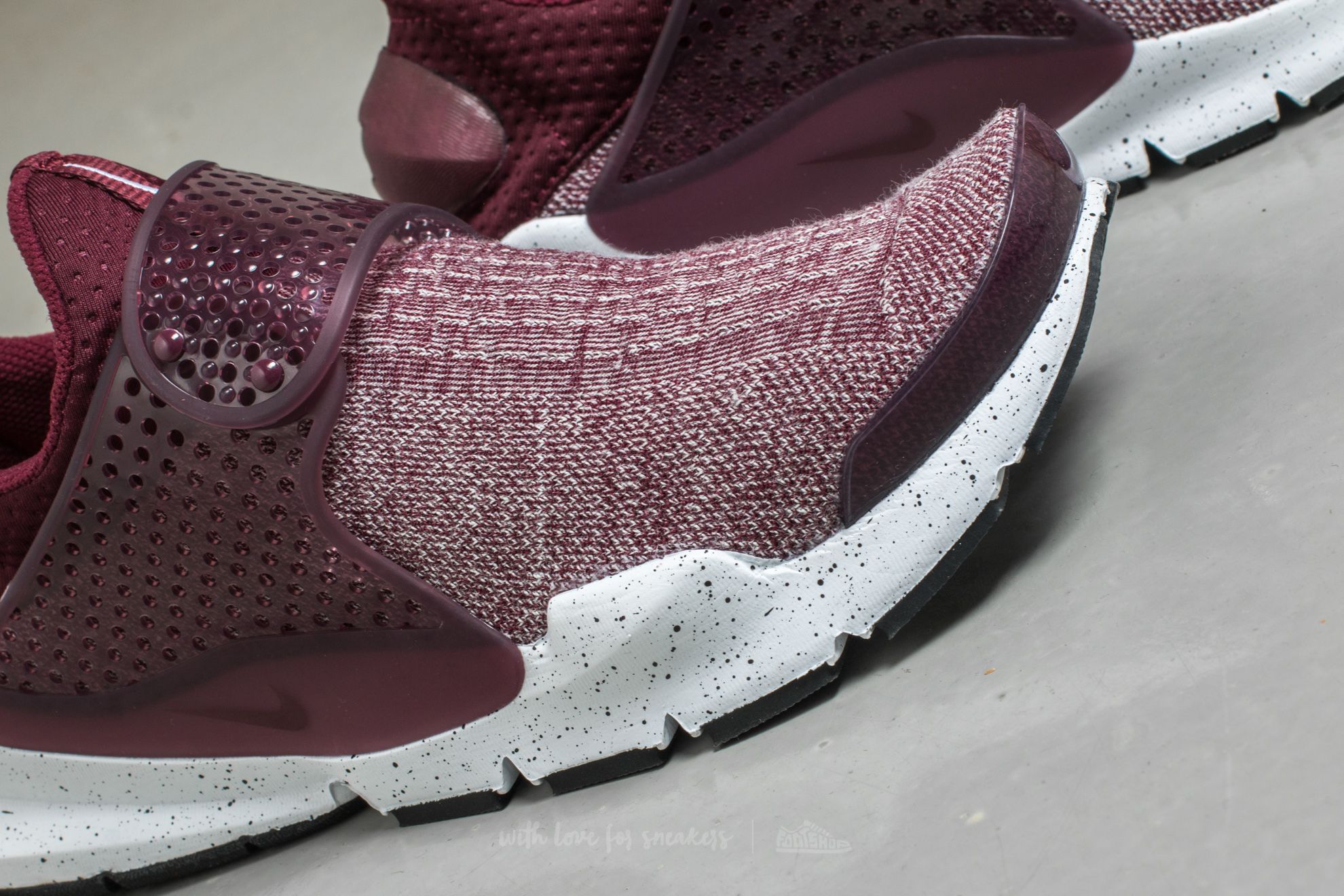 Meeste kingad Nike Sock Dart SE Premium Night Maroon/ Night Maroon