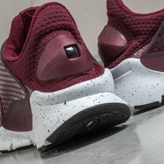 Men s shoes Nike Sock Dart SE Premium Night Maroon Night Maroon Footshop