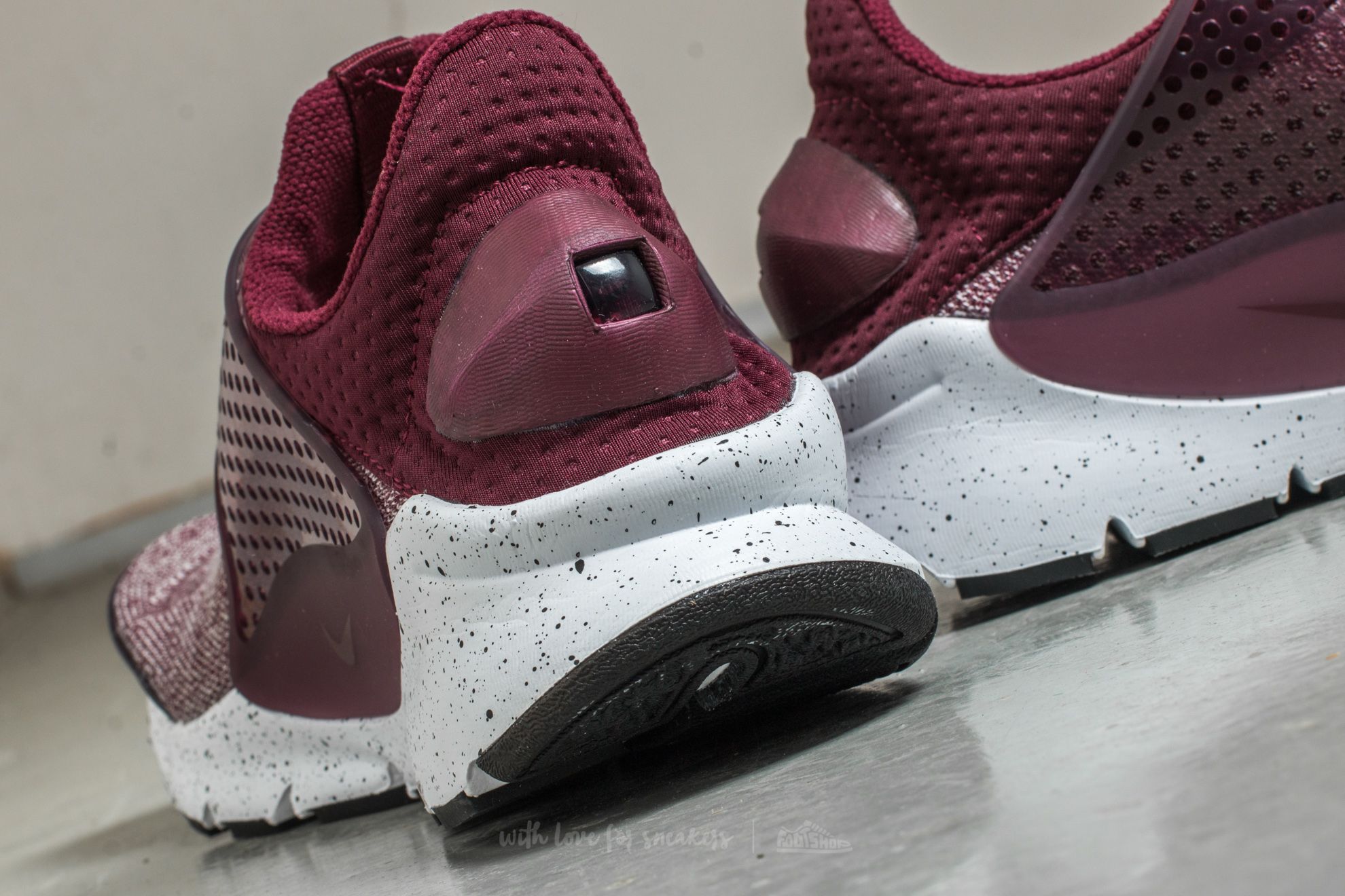 Meeste kingad Nike Sock Dart SE Premium Night Maroon/ Night Maroon