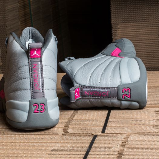 Air retro 12 pink top