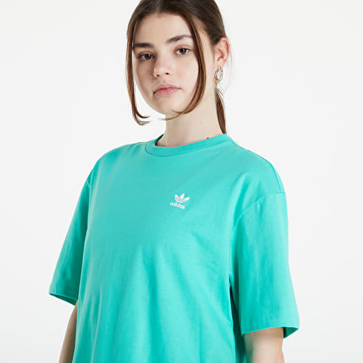 T-shirts adidas Originals Always Original Loose Graphic T-shirt Green |  Footshop