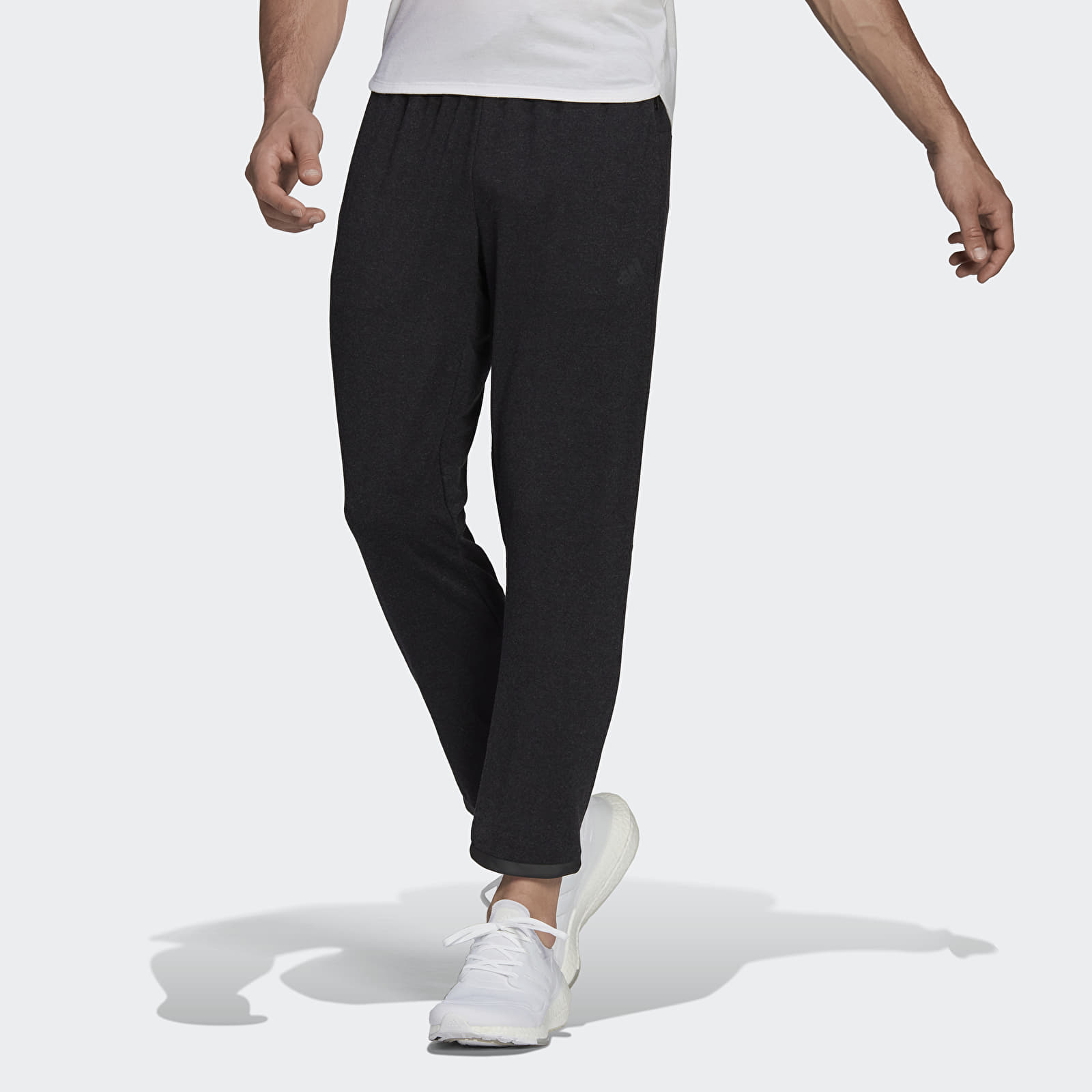 Pants and jeans adidas Performance Wellbeing Training Pant Black