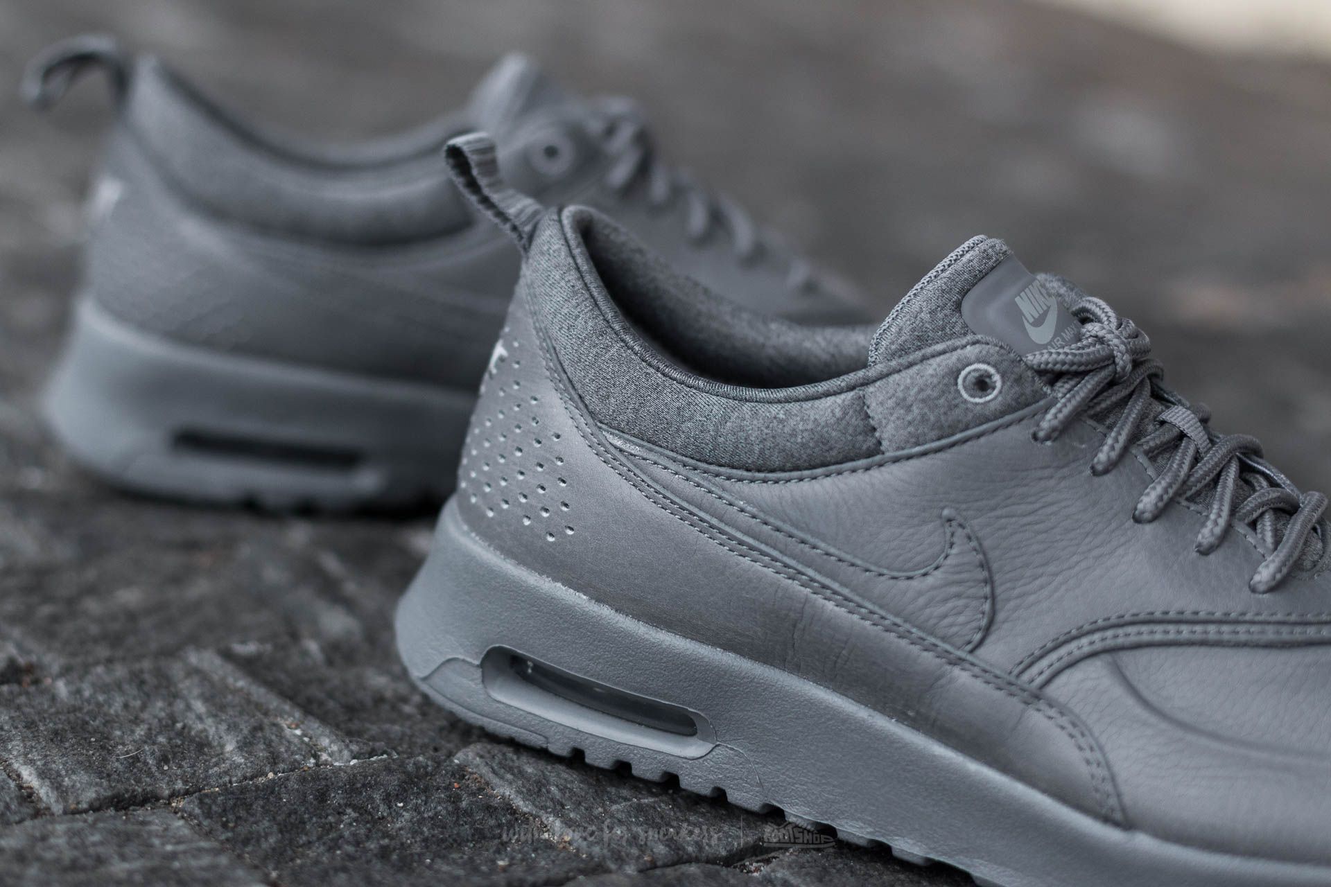 Nike air max thea outlet pinnacle