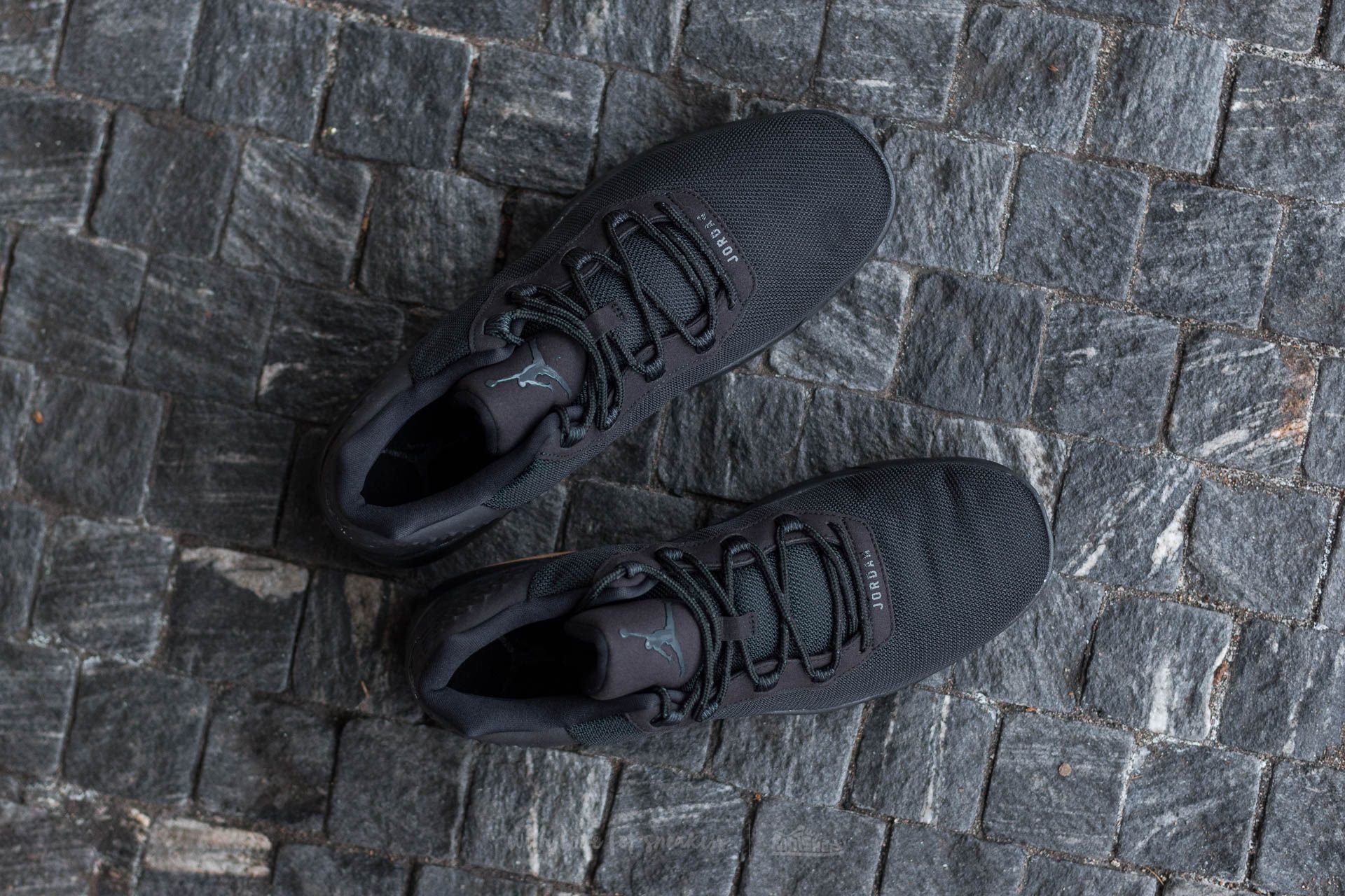 Férfi cipők Jordan Academy Black/ Anthracite-Gum Med Brown