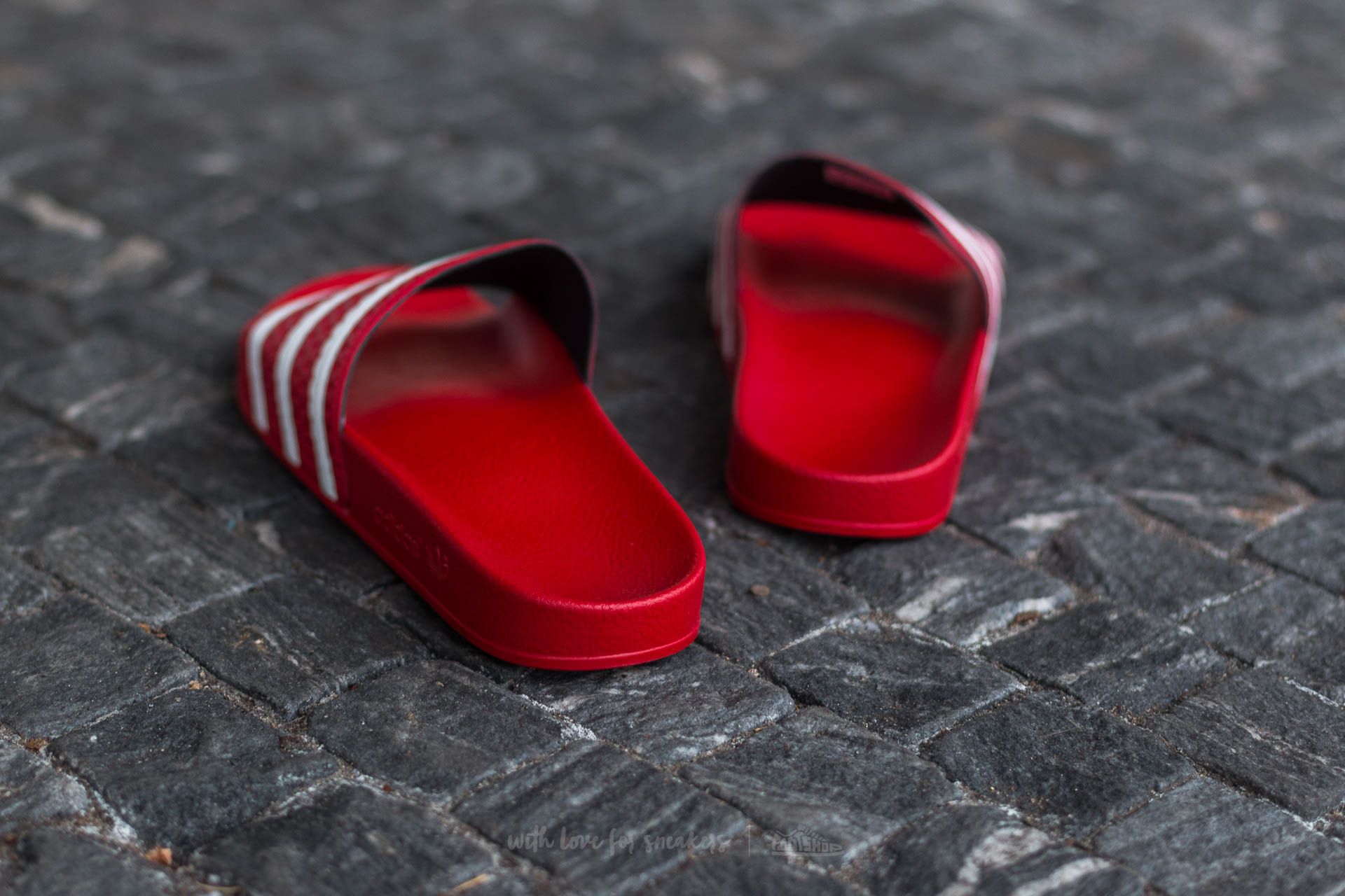 Ανδρικά παπούτσια adidas Adilette Light Scarlet/ White/ Light Scarlet
